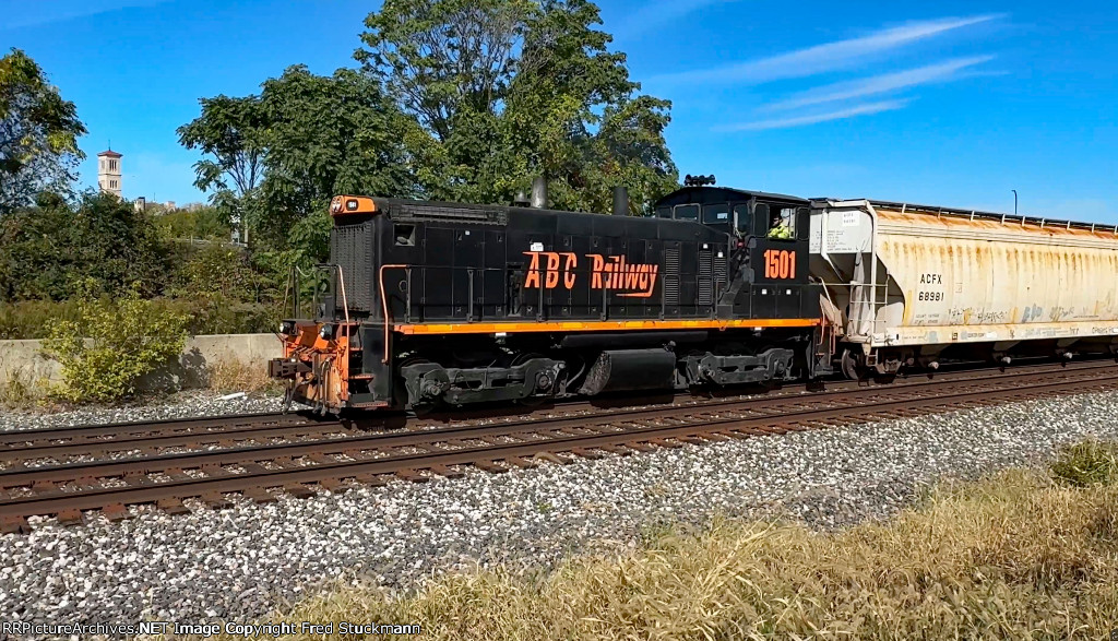 AB 1501 has freight for Barberton.